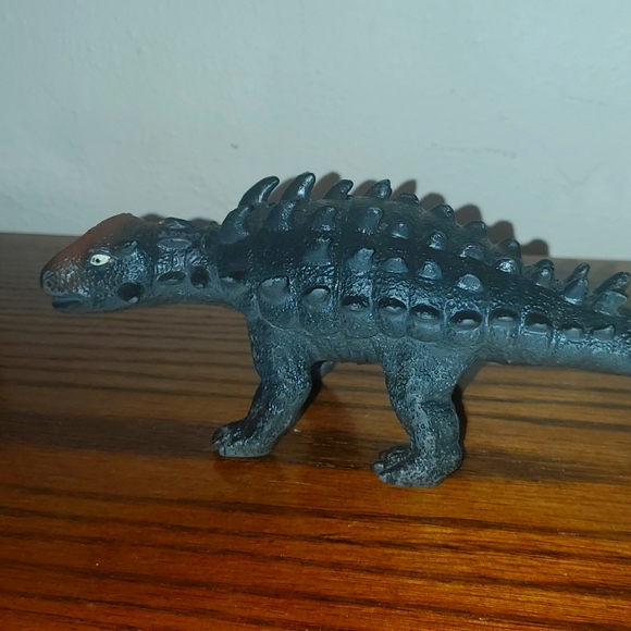 Ankylosaurus Toy Dinosaur Figure - Picture 5 of 6